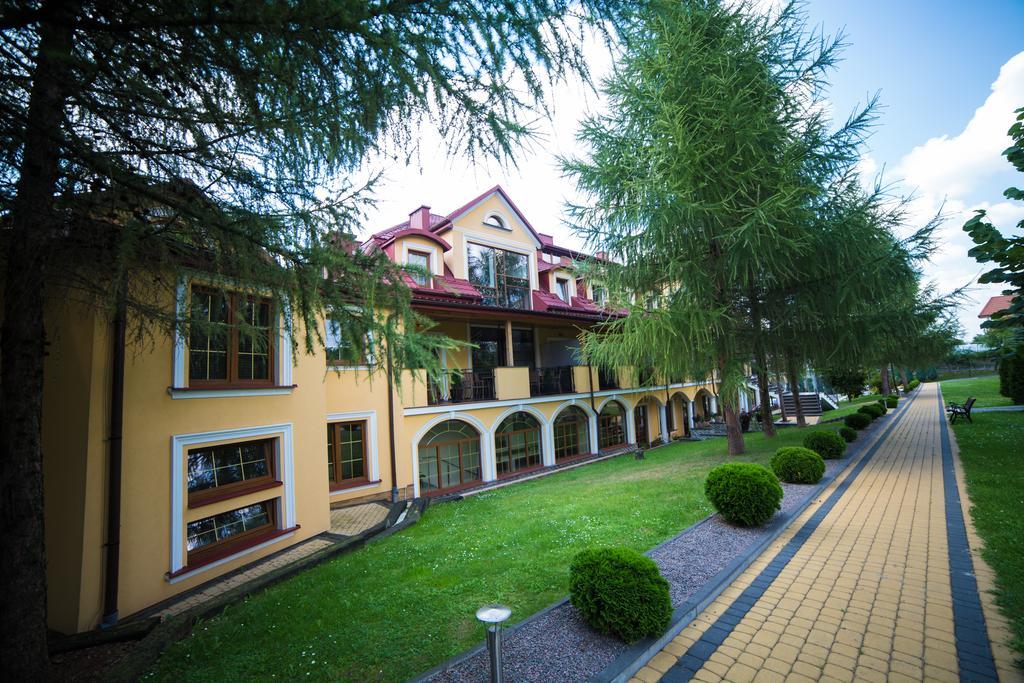 Hotel Antoni Томашув-Лубелскі Екстер'єр фото